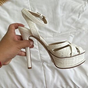 only used once size 7